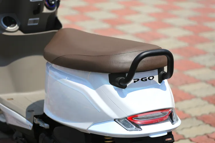 740mm的底座高及640mm的寬體座墊，是為女性用車族著想的貼心特色。林浩昇攝