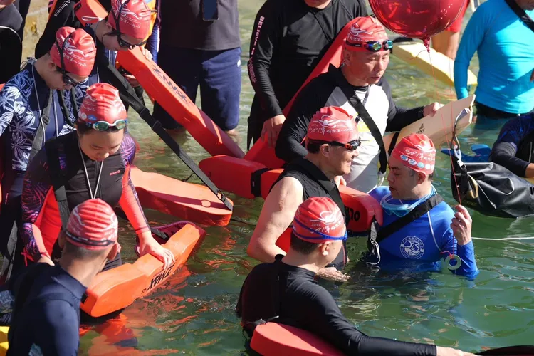 前總統馬英九第11度參加日月潭萬人泳渡。南投縣府提供