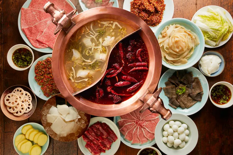 「麻辣45」為乾杯集團旗下首個麻辣火鍋品牌。乾杯集團提供