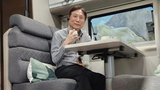 諷鍾小平「哈巴狗」接連獻媚吳柯郭 詹江村揭露為何黨內互打