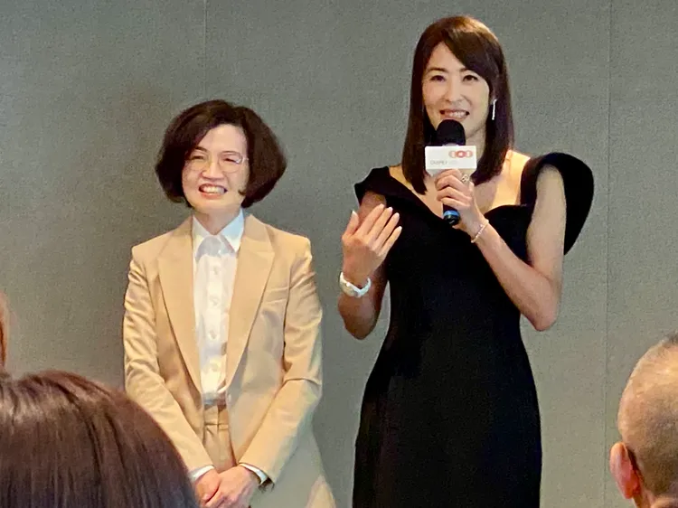 台北101新董座賈永婕（右）、總經理朱麗文。莊偉祺攝