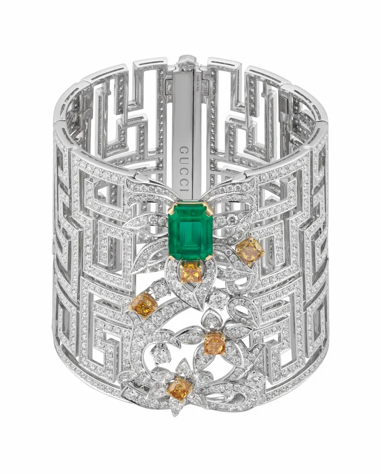5.93克拉哥倫比亞祖母綠與白鑽手鐲。品牌提供