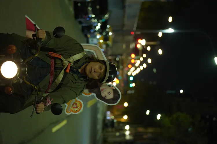 伍佰和林志玲另類同框演出。華映娛樂提供