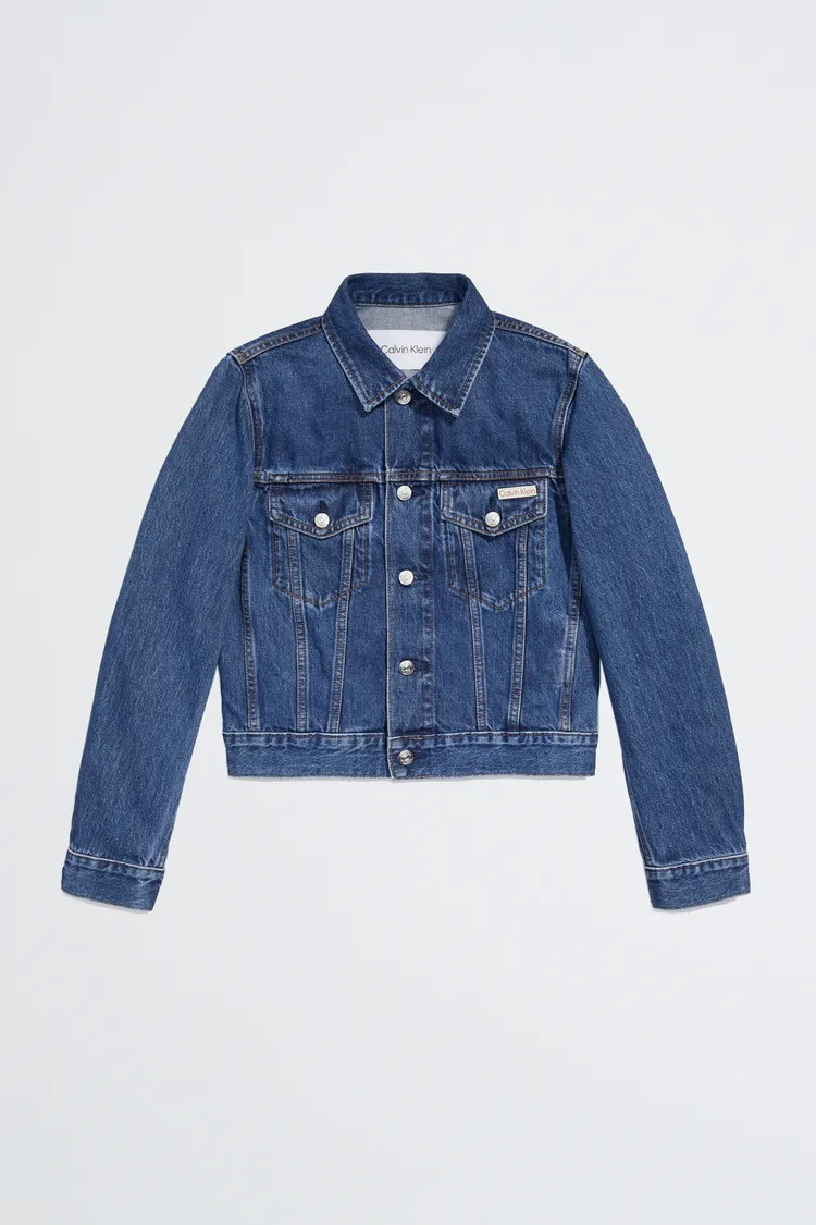 Calvin Klein 90s丹寧夾克，6980元。品牌提供