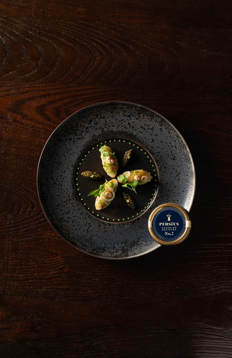 16 by Flo日本青魽香料酪梨 卡本內酒醋番茄凍。業者提供