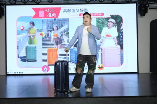 董至成听杨绣惠爆哭10分钟揭对话内容 「好友反目成仇」叹没能力调解
