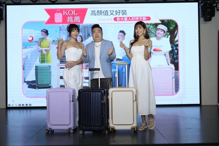 王嫚萱、董至成、夏乙薇出席代言活動。