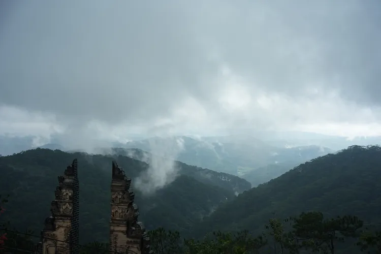 海拔1500公尺的大叻，年均溫18度、氣候宜人。S.H.攝