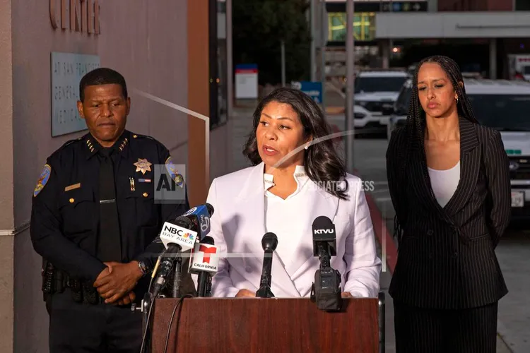 舊金山市長布驪德(中)。美聯社