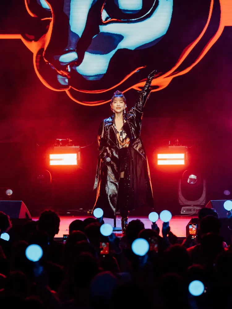 丁噹香港開唱歌迷熱情點燃。相信音樂提供