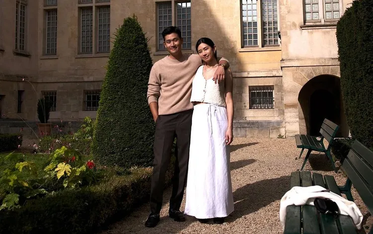 周興哲（左）和趙岱新升格2寶爸媽。翻攝周興哲IG