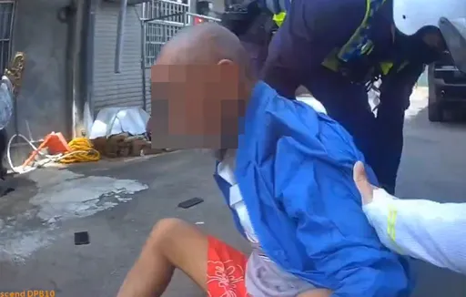 土地公廟濺血!男不滿遭叨唸「遊手好閒」 持利刃傷老翁還踹警