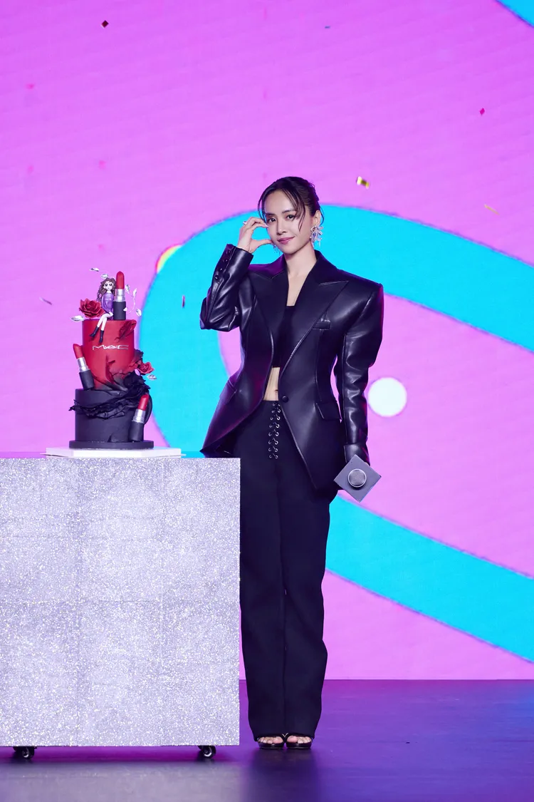 蔡依林昨在上海出席M.A.C玩光派對提前慶生。翻攝蔡依林工作室微博