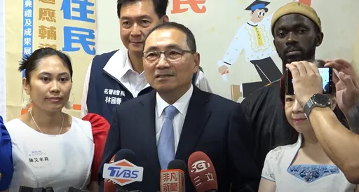 「藍營唯一」上台挺柯　他喊話在野合作！侯友宜表態了