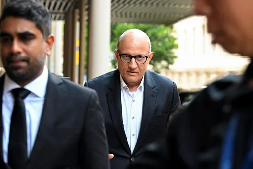 近50年首見!星國官員涉貪受審 前交長認收禮千萬元