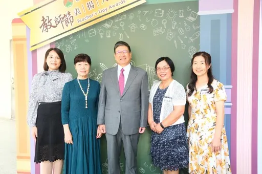 楊文科表揚509位教師 感謝為教育貢獻心力