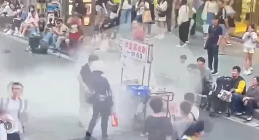 炸蛋蔥油餅險變「炸彈」!開瓦斯桶突竄火煙 嚇壞西門町逛街民眾