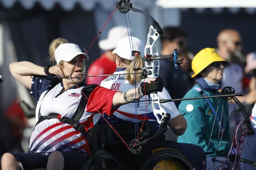 美少女遭男友打到癱瘓和失明!參加帕運一句「隧道盡頭總會有光」惹哭全網