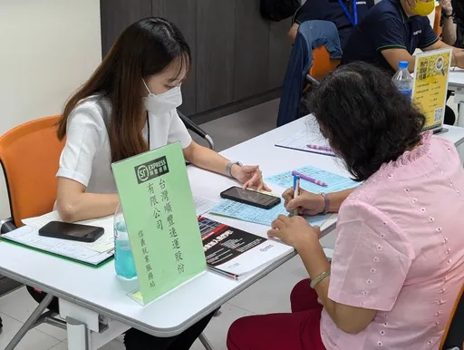 北市中秋徵才高薪上看100K 疫後缺工補助延長至年底