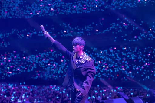 周杰倫攻大巨蛋發文問「想聽什麼?」 釣出一排藍勾勾連蔣萬安都留歌詞點歌