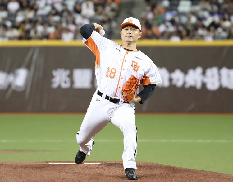 潘威倫今先發6.2局。 中央社