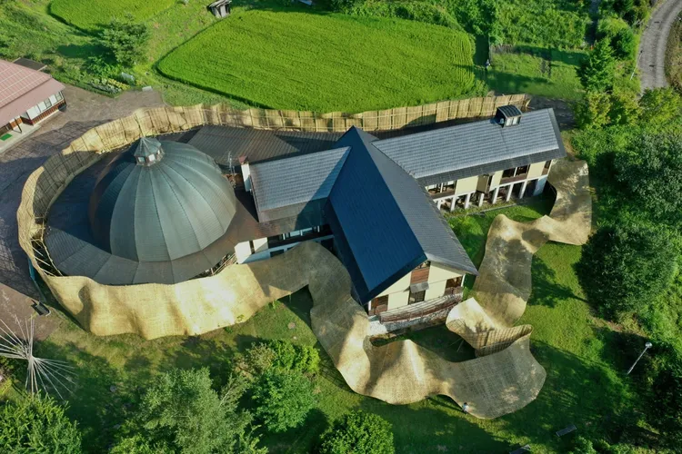 游文富作品「竹波」全景俯視景觀。文化部提供