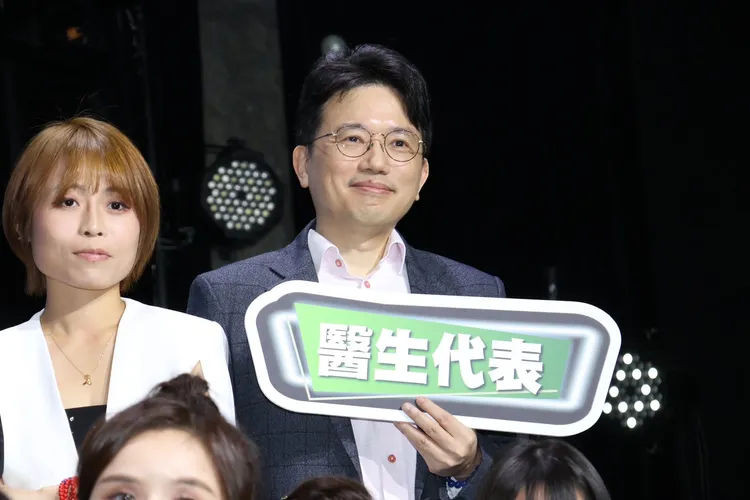 爆發醜聞，江坤俊首度現身。莊宗達攝