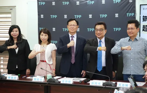 民眾黨對綠營嗆聲　賴清德愛將反擊：除了當小藍還有別的可能？