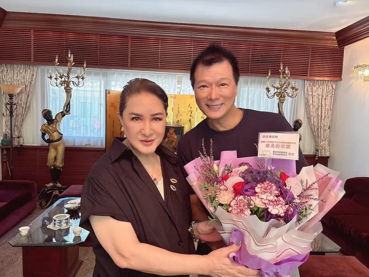 國寶楊麗花79歲「驚人近照」曝光！他揭私下互動：神采奕奕