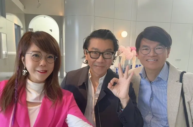 ▲蔡正浩院長與澳洲雪梨Steven Liew拉提大師(中)合影