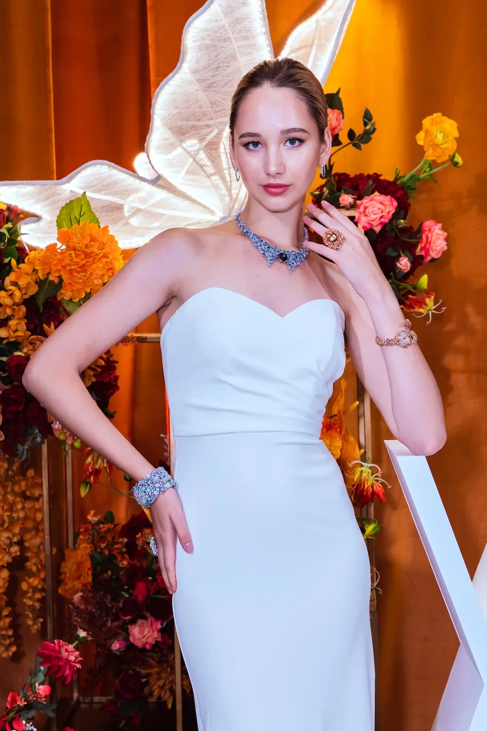 DAMIANI 100x100創世頂級珠寶展台灣巡迴展記者會，有一女模神似