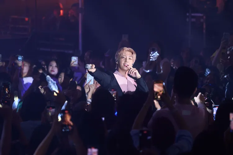 炎亞綸在香港辦演唱會，粉絲相當熱情。晴空鳥提供