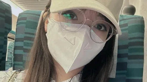 揭墜樓小草沒要搶四叉貓　「警員找上我」張喬瑜嗆網友：你們夠了沒