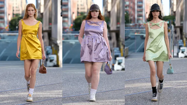 糖果色調連身裙採用極短裙襬煥發出青春氣息。品牌提供
