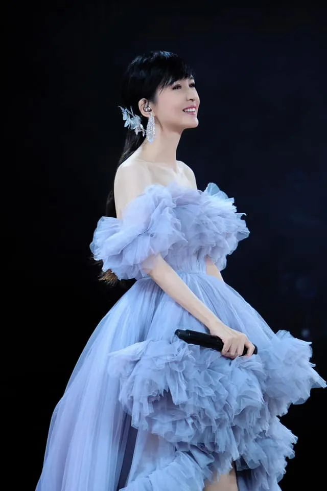 周慧敏感謝歌迷30多年的支持愛護。翻攝周慧敏臉書