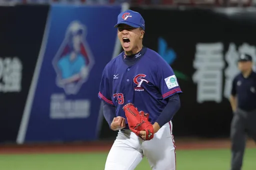U18亞青中華等了17年再奪冠！MVP林鉑濬和即將旅外的柯敬賢都哭了