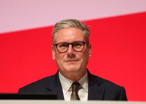 英首相施凱爾上任兩個月收禮被罵「吃相難看」 457萬總價超越其他政黨領導人