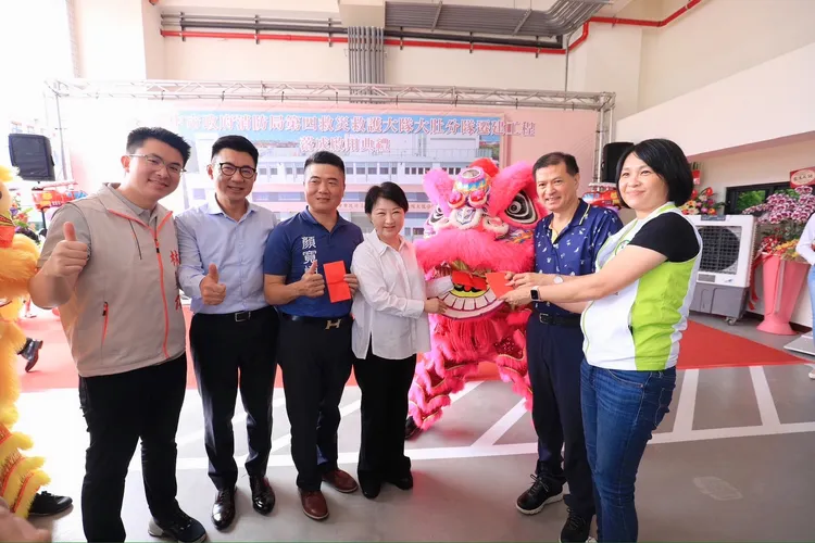 市長盧秀燕出席大肚消防分隊新廳舍落成啟用儀式。市府提供