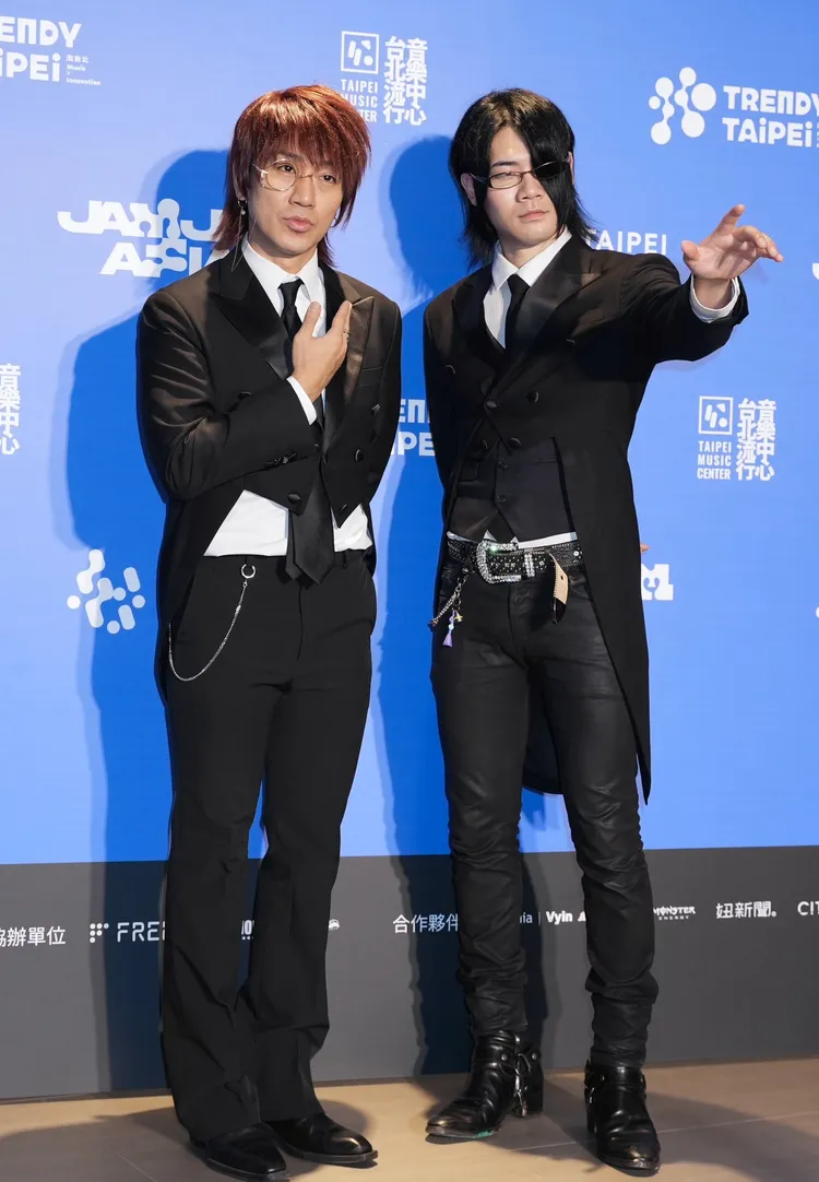 ASMRZ化身執事，徹底維持設定。彭欣偉攝