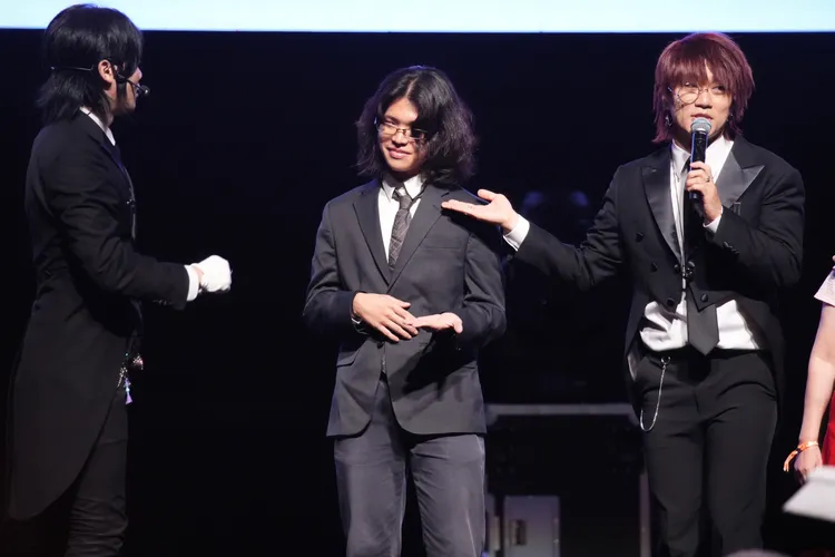 TANAKA（右）、Needmorecash不能接受粉絲的髮型。彭欣偉攝