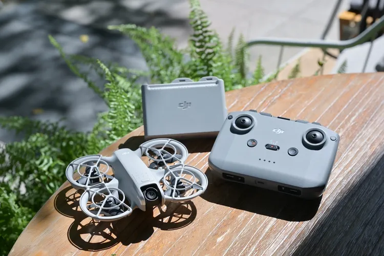 DJI Neo售價為$5,490。DJI提供 