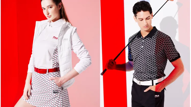 FILA GOLF將多彩漸變設計融合文字印花，創造出專屬滿版老花。品牌提供