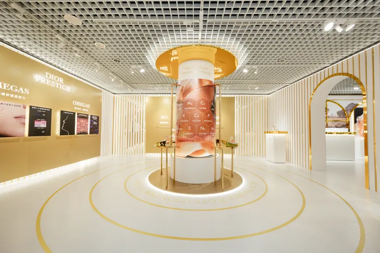 迪奧精萃再生系列年度新品鑑賞盛宴起源區。品牌提供
