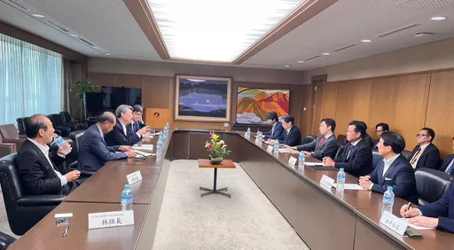 经长访日视察台积电熊本厂 拜会知事协助台厂在日投资