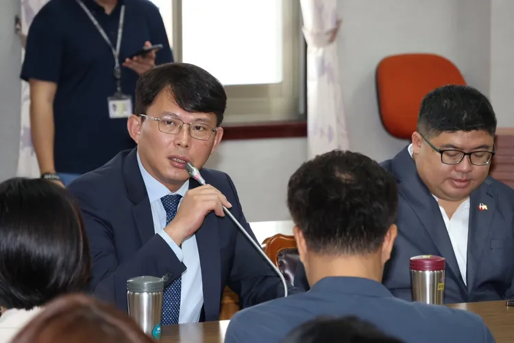 民眾黨團總召黃國昌。記者莊宗達攝