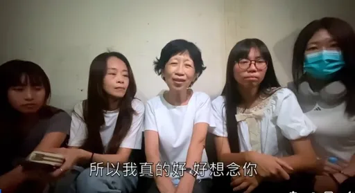 陳佩琪看守所外陪柯過中秋！「真的好想你」影片曝削瘦身影