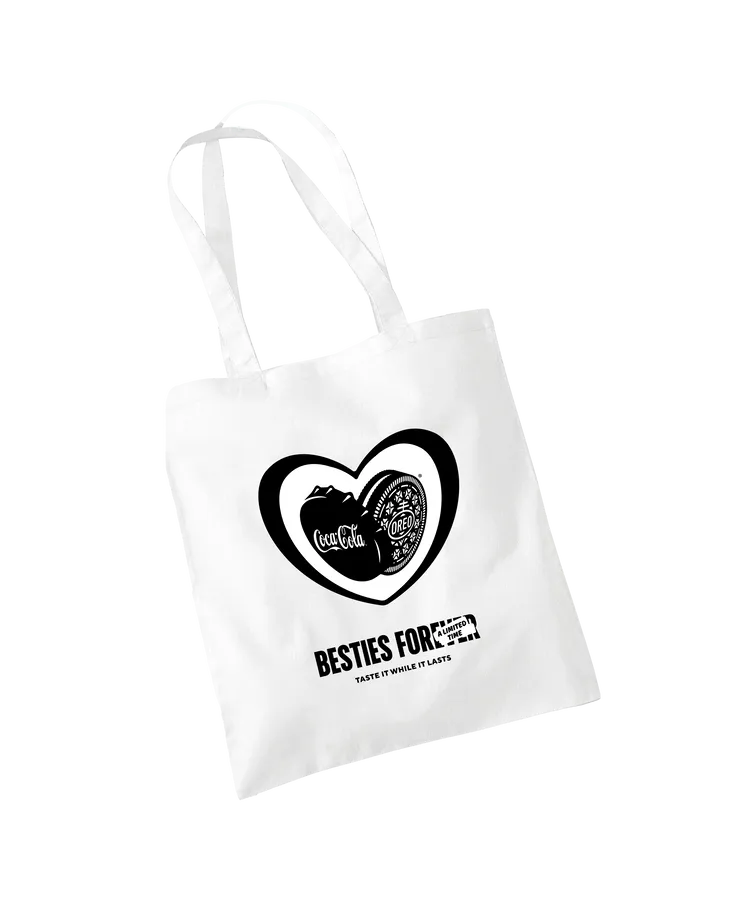 OREO x Coca-Cola™聯名托特包(白)。業者提供