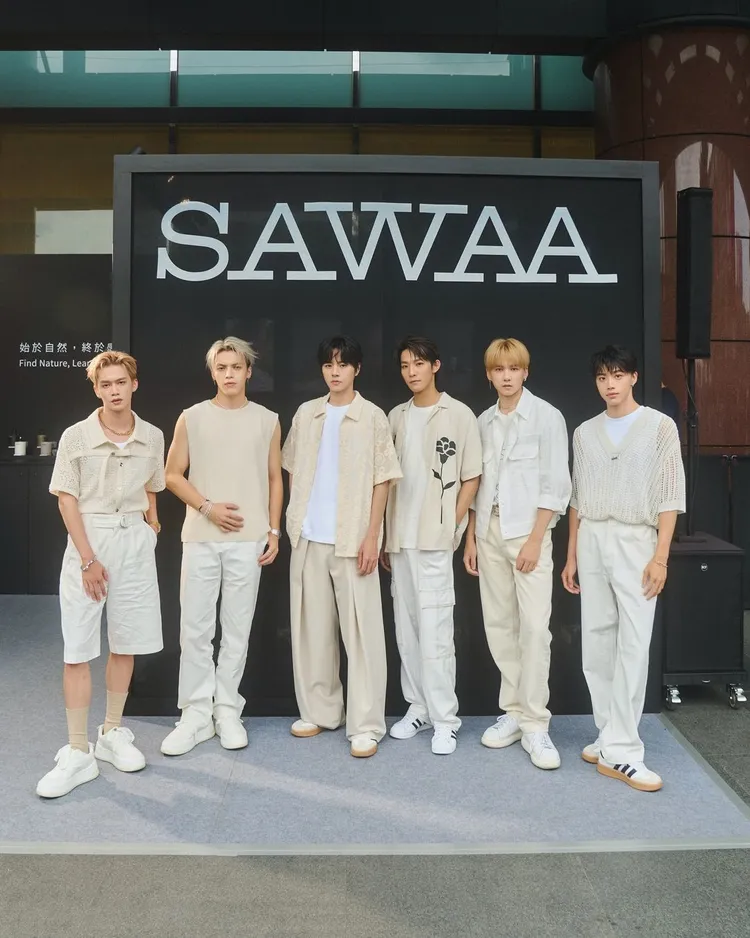 人氣男團OZONE早先擔任SAWAA一日店長。翻攝品牌IG