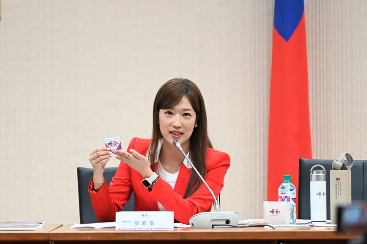 國慶大會主持人鄔凱雯。內政部提供