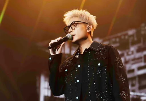 《在加納共和國離婚》原唱抖音爆紅9億人討論 12月奔台灣開唱!秒殺加開一場